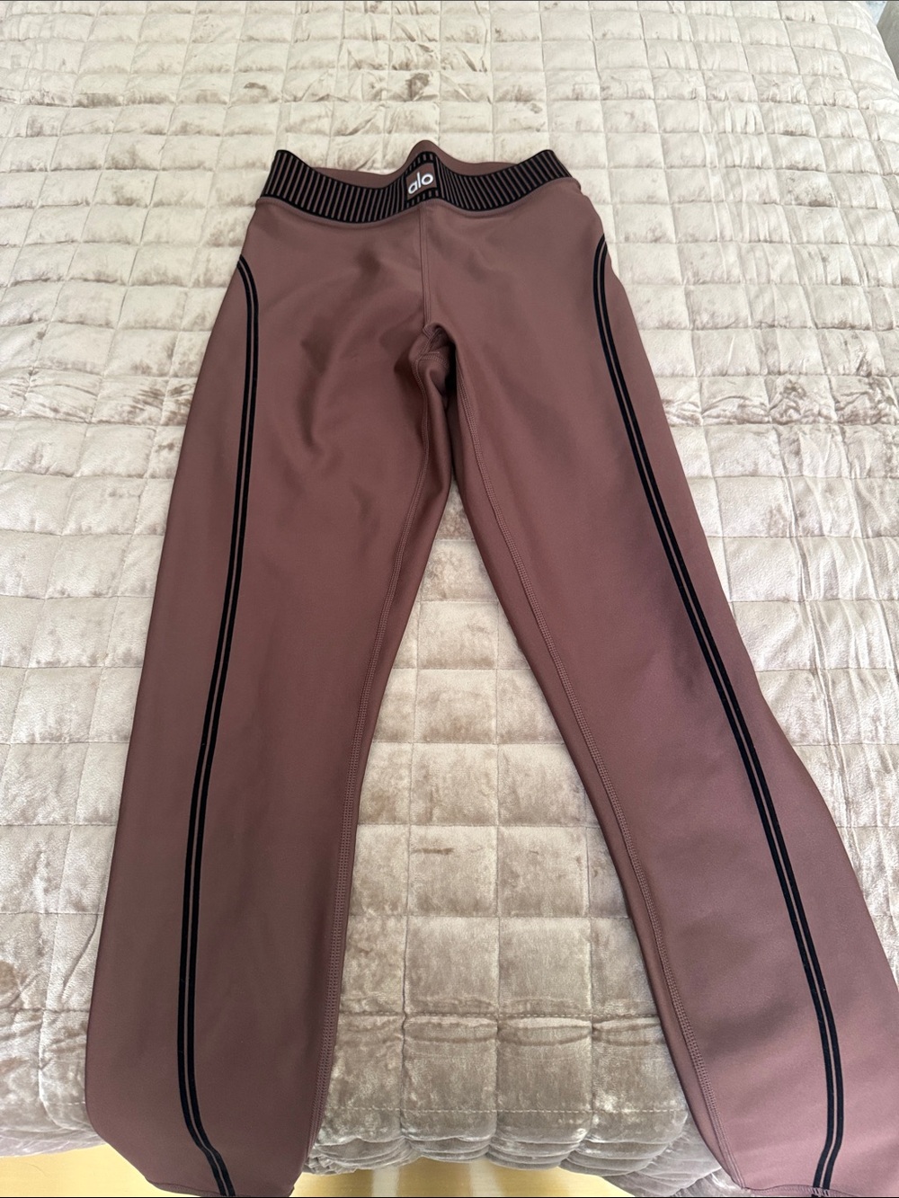 ALO Yoga BrownLeggings with Black Trim